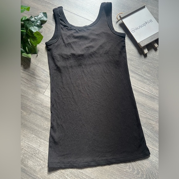 Skivys Femme Black Ribbed Tank Top w Built In Sports Bra Support. Size S - Picture 4 of 12